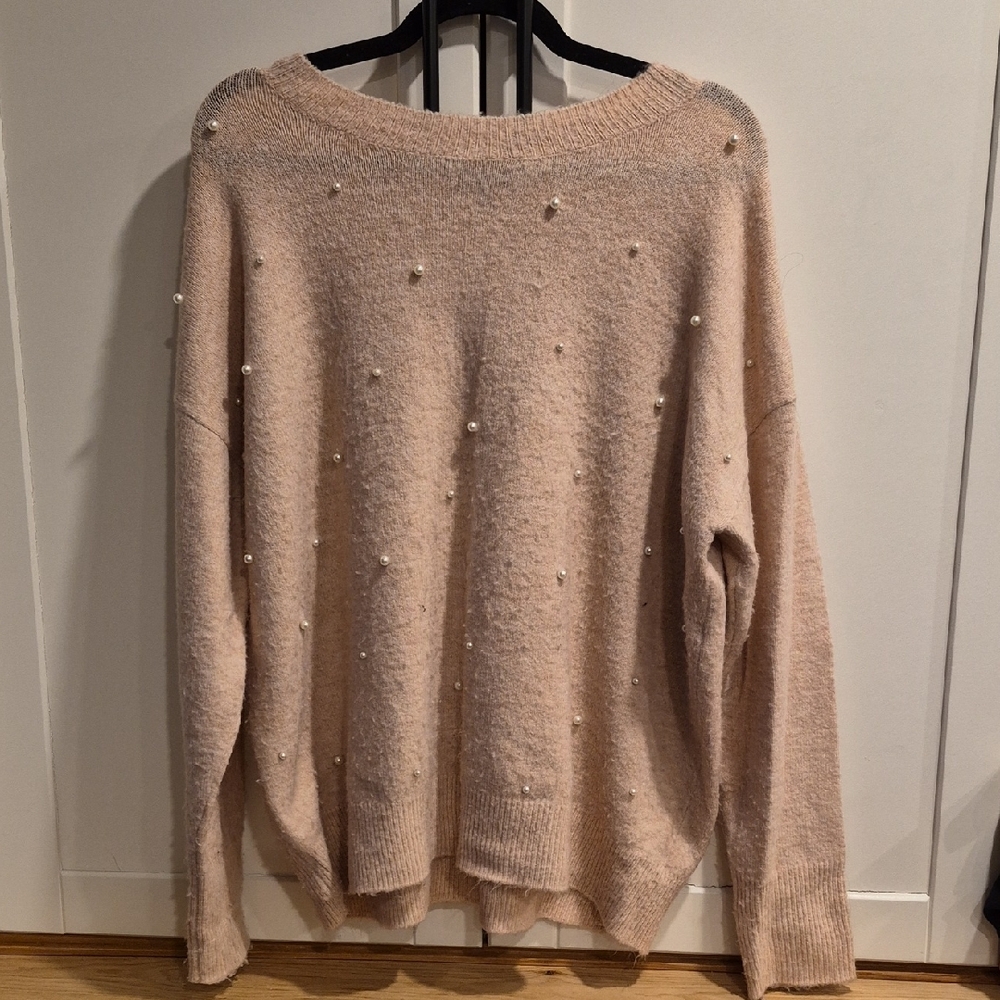 💙 Pearl-Embellished Light Pink Women's Sweater - Picture 2 of 5